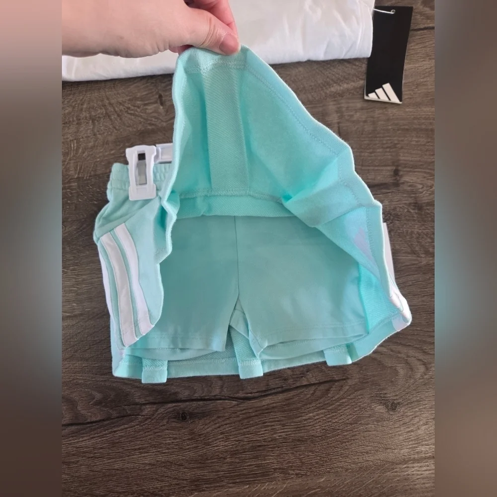 Adidas Girls Top & Skort Set Size 2t NWT